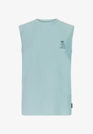 Haut bleu clair sans manches à col rond avec petit motif d'arbre de palmier foncé et texte "PROTEST" sur le haut gauche de la poitrine.