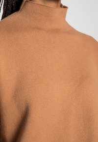 EDITED Sweter