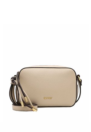 Lille beige læder crossbody taske med sorte kanter, gyldne detaljer og justerbar rem, der er viklet sammen ved siden af.