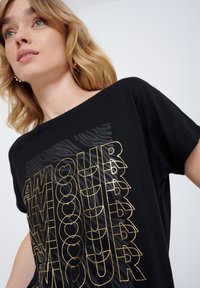 Greenpoint - T-shirt z nadrukiem