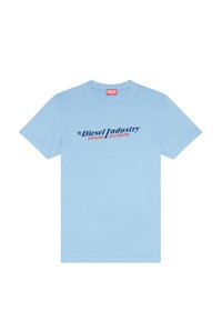 Jasnoniebieska bawełniana koszulka z okrągłym dekoltem. Posiada wyrazisty czerwony i granatowy napis: "Diesel Industry DENIM DIVISION." Krótkie rękawy.