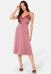 Bubbleroom - WATERFALL HIGH SLIT SATIN MIDI DRESS - Cocktailkleid/festliches Kleid - mauve Thumbnail-Bild 1