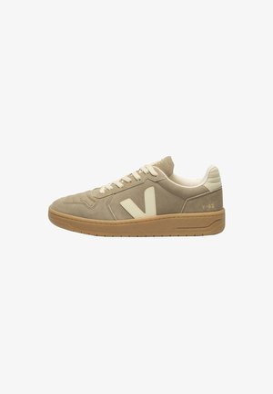 Veja, VEJA V-82 II - Trainers - taupe calcaire natur