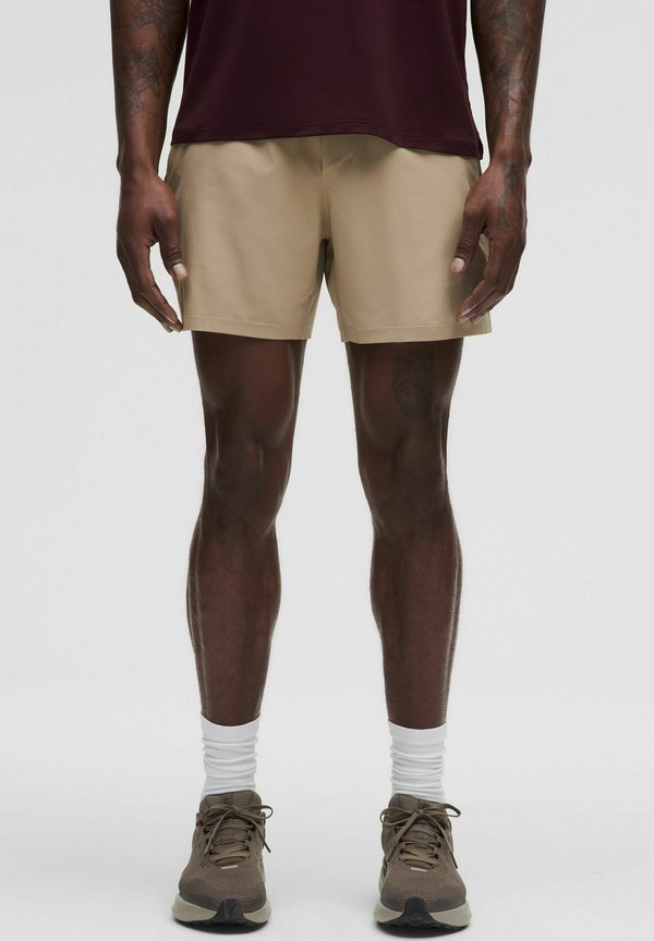 PACE BREAKER LINED 13CM - Kurze Sporthose - sheer oak