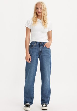 - Jeansy Relaxed Fit