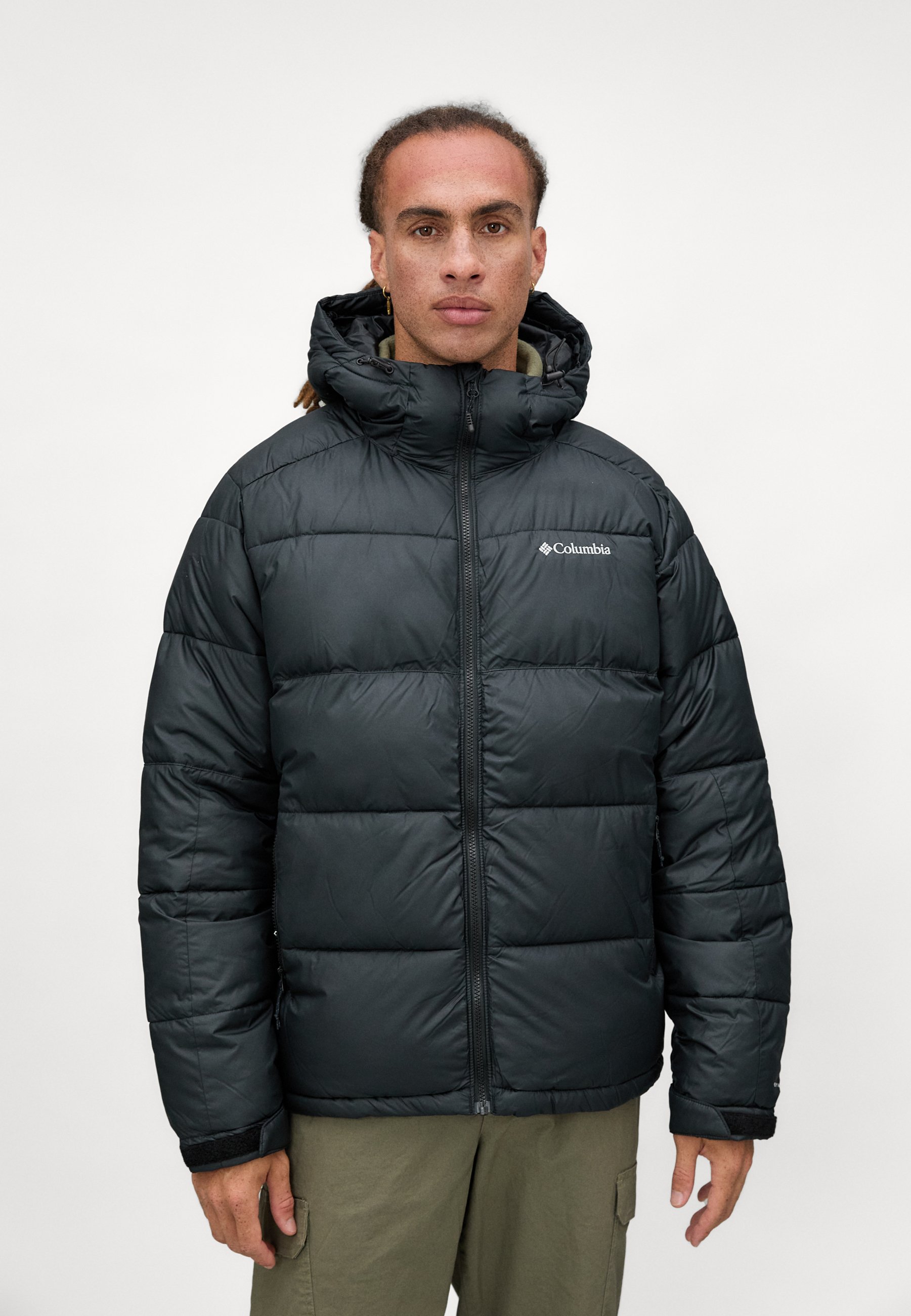 Columbia PIKE LAKE™ II HOODED - Žieminė striukė - black/juoda