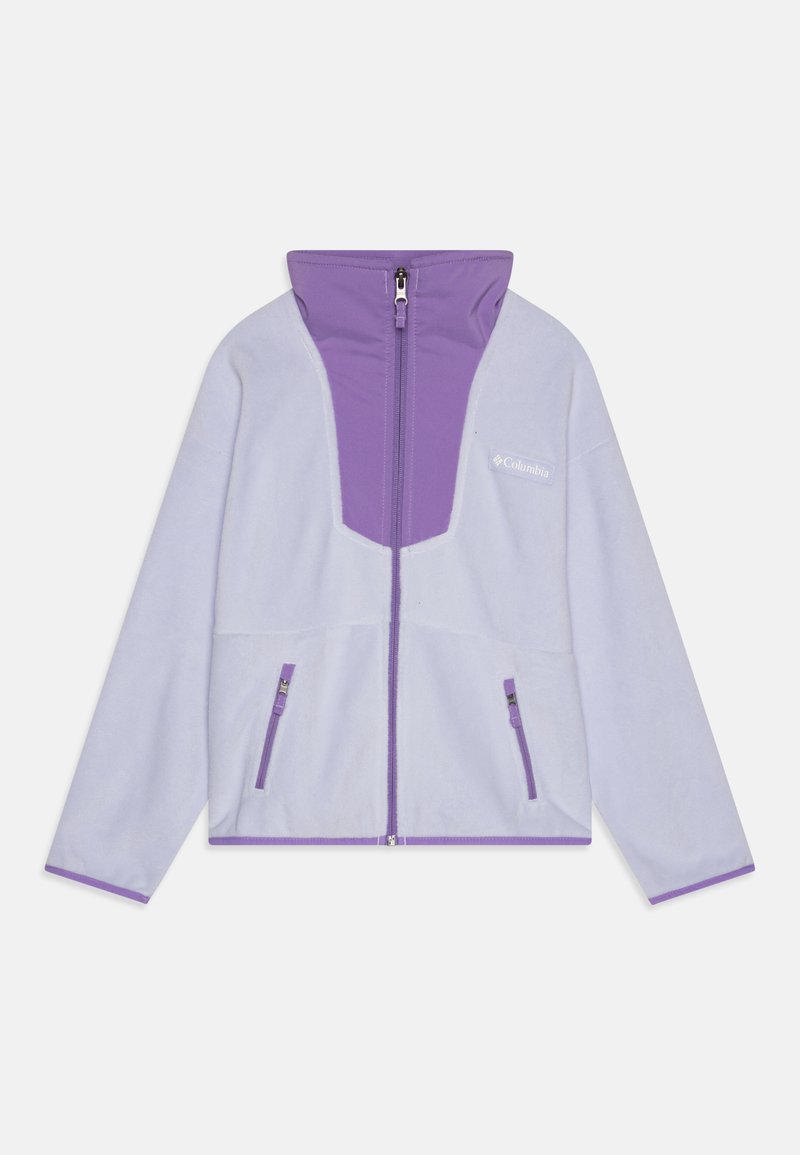 Giacca in pile di colore lavanda chiaro con dettagli viola. Presenta un colletto alto, chiusura con zip e due tasche laterali. Tessuto morbido e design casual.