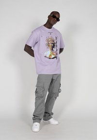 MJ Gonzales MÄNNER MEDUSA HEAVY OVERSIZED  - Triko s potiskem - lilac