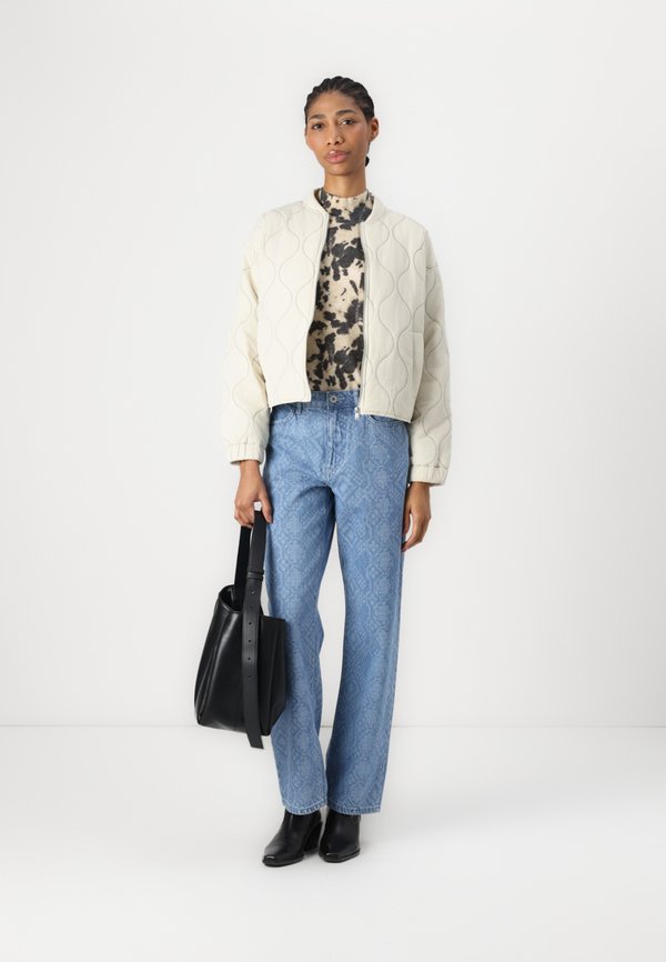 GINALO - Bomber Jacket - almond milk4