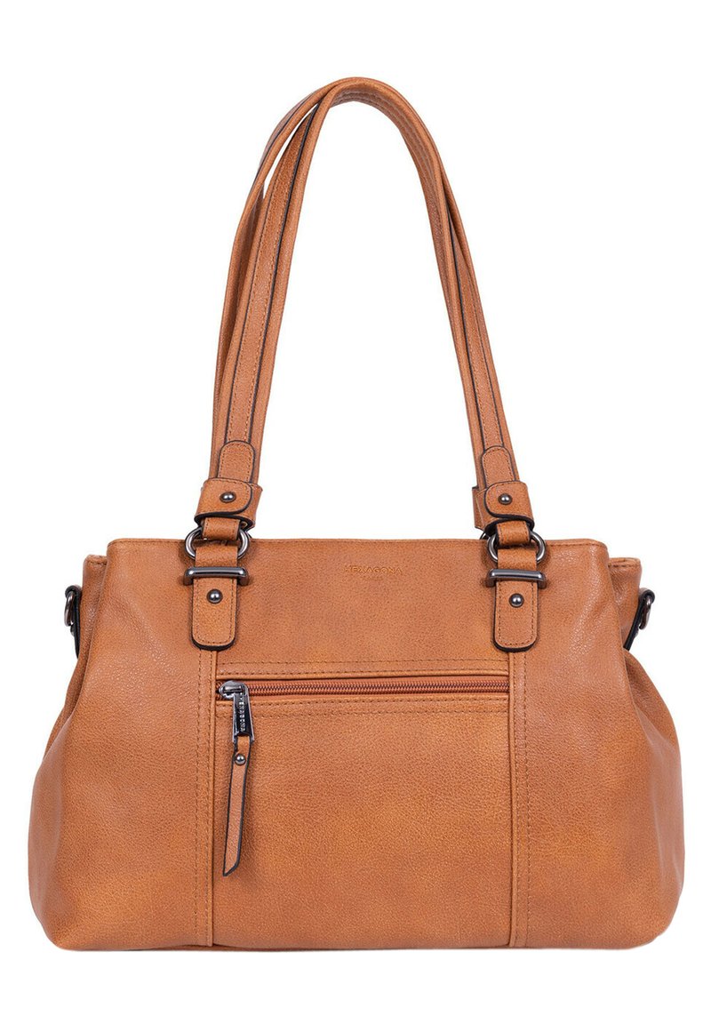 Borsa a tracolla in finta pelle color tan con due spallacci, una tasca frontale con zip e dettagli in metallo. Texture liscia e cuciture dettagliate.