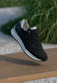 Thumbnail Image 2