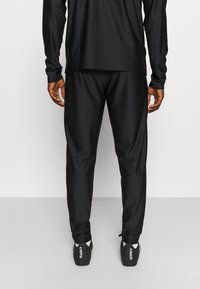 Under Armour CHALLENGER - Träningsset - black