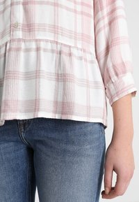 Abercrombie & Fitch Camicetta - white