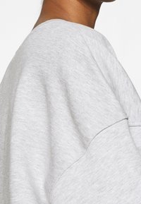 ONLY Felpa - mottled light grey