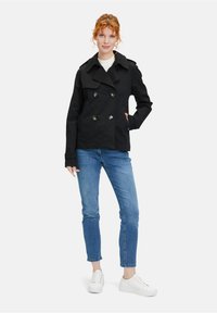 Amber & June Blazer - schwarz