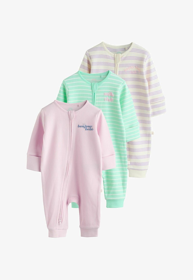 Trois grenouillères en côte à manches longues pour bébé avec fermetures éclair frontales en rose, vert menthe et crème à rayures violettes, chacune avec un petit texte imprimé sur la poitrine.