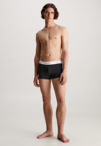 Calvin Klein Underwear TRUNK 5 PACK MODERN CS HOLIDAY - Apakšbikses - bl nbs cld lps blu ar ic twn pt