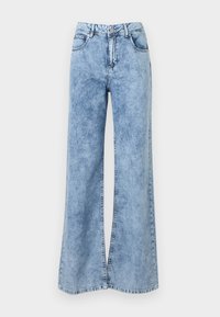 Jeans de pierna ancha de tiro alto en azul claro, con botón y cremallera delanteros, que cuentan con dos bolsillos frontales y trabillas para cinturón.
