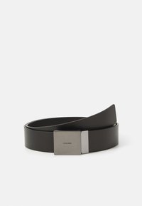 CASUAL PLAQUE  - Öv - black