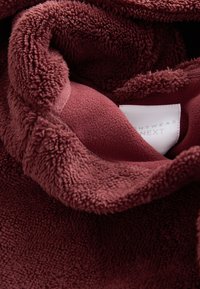 Non selezionato, new burgundy red