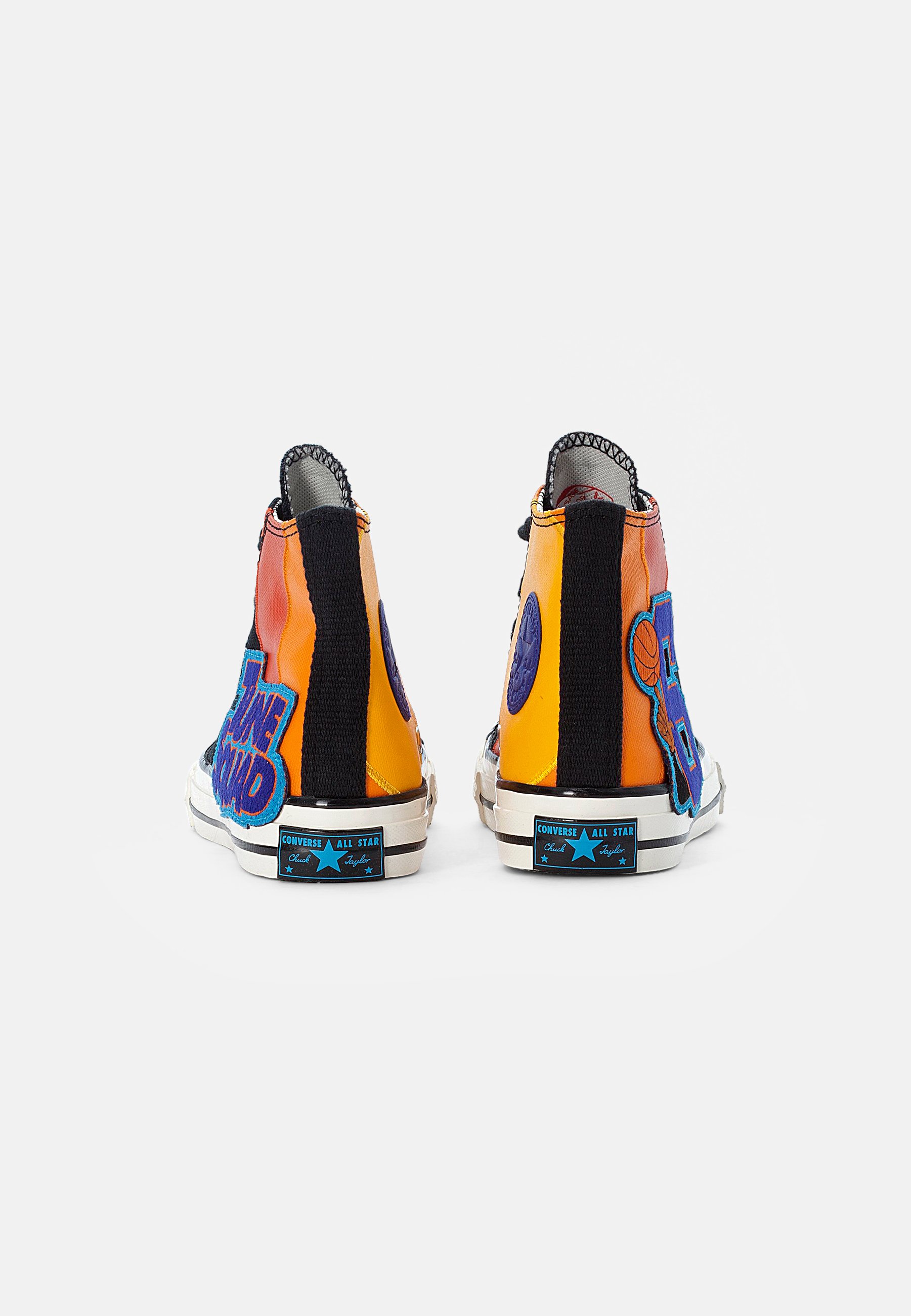 Youth orange converse best sale