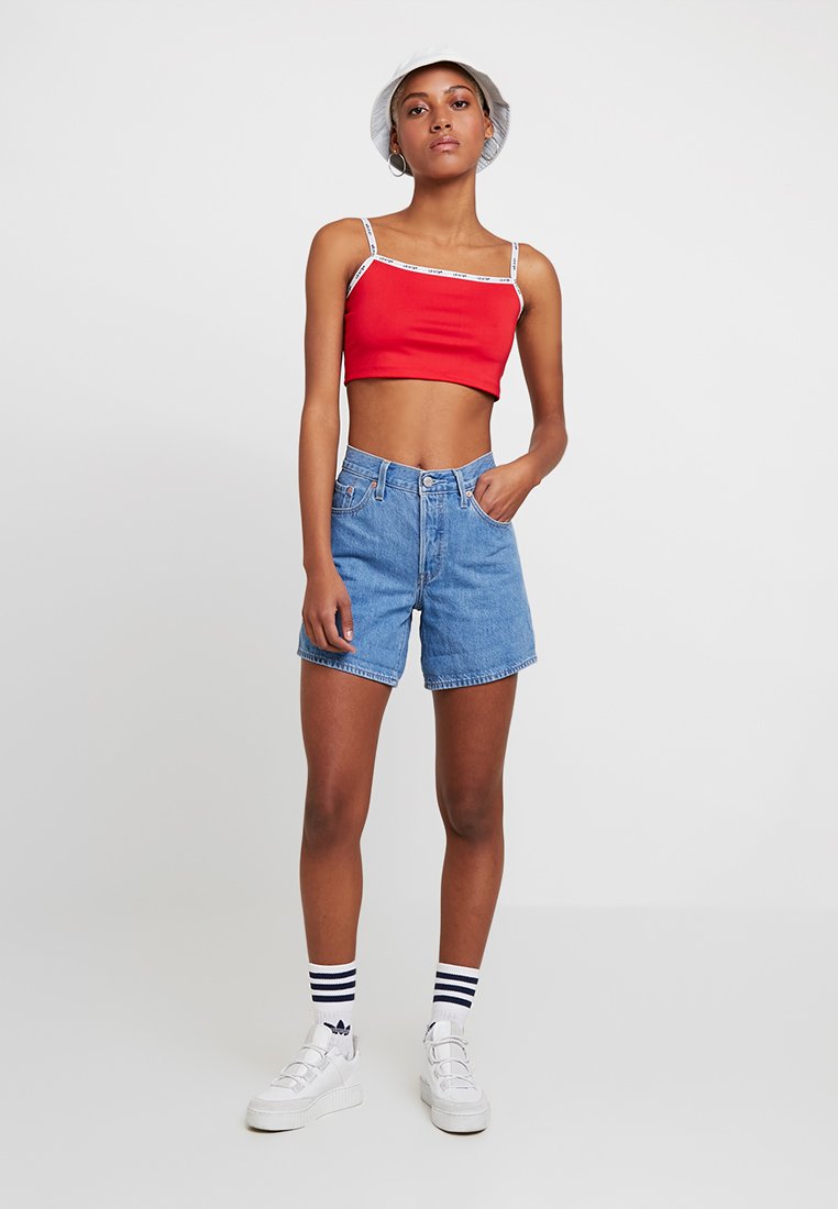 levis short long