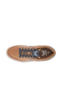 Brown leather sneaker with gray laces and accents. Features a textured finish, white rubber sole, and a logo on the tongue.