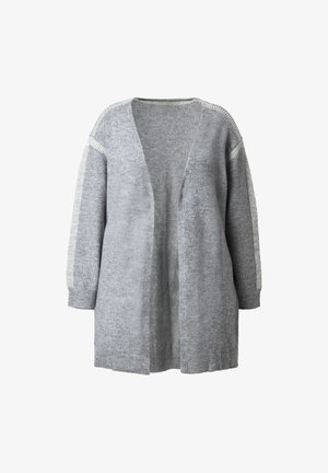 Grijze cardigan met een ontspannen pasvorm, open voorkant, driekwart mouwen en textuur in lichter grijs langs de schoudernaden en manchetten.
