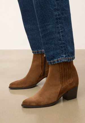 Stivaletti - brown