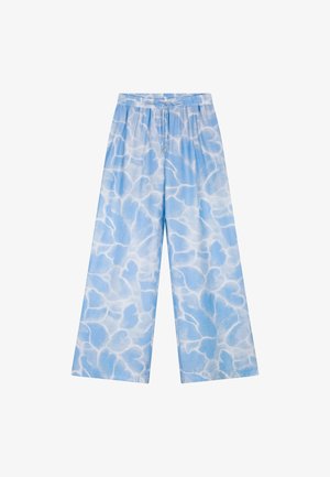 Losvallende lichtblauwe broek met wit abstract wolkachtig patroon en elastische tailleband met trekkoord.