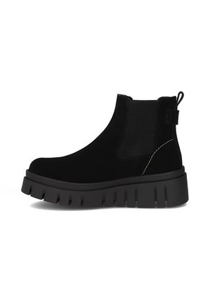 - Ankle boot