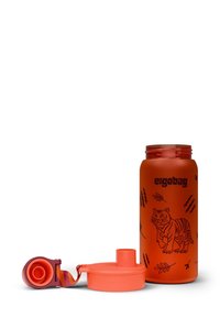 Orangefarbene Kunststoff-Wasserflasche mit einer Tigerillustration, ergonomischem Design und einem passenden Deckel mit Griff und Riemen.