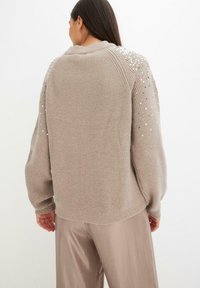 bonprix MIT PAILLETTEN - Maglione - grey