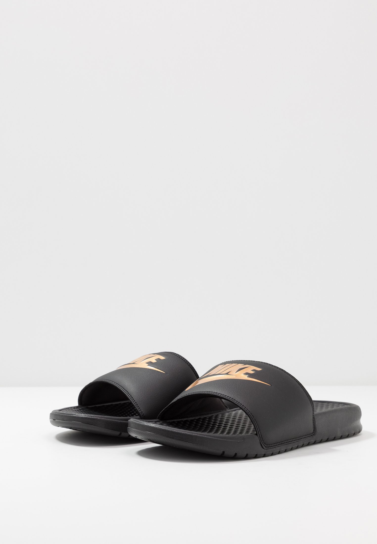 Nike Sportswear BENASSI JDI - Badesandaler - black/laser orange/iron grey Nike Sportswear BENASSI JDI - Badesandaler - black/laser orange/iron grey