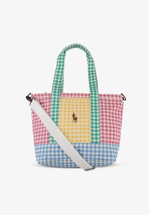 Sac fourre-tout avec des motifs vichy rose, jaune, bleu et vert, poignées vertes, bandoulière blanche ajustable, et logo brodé de cheval sur un panneau jaune.