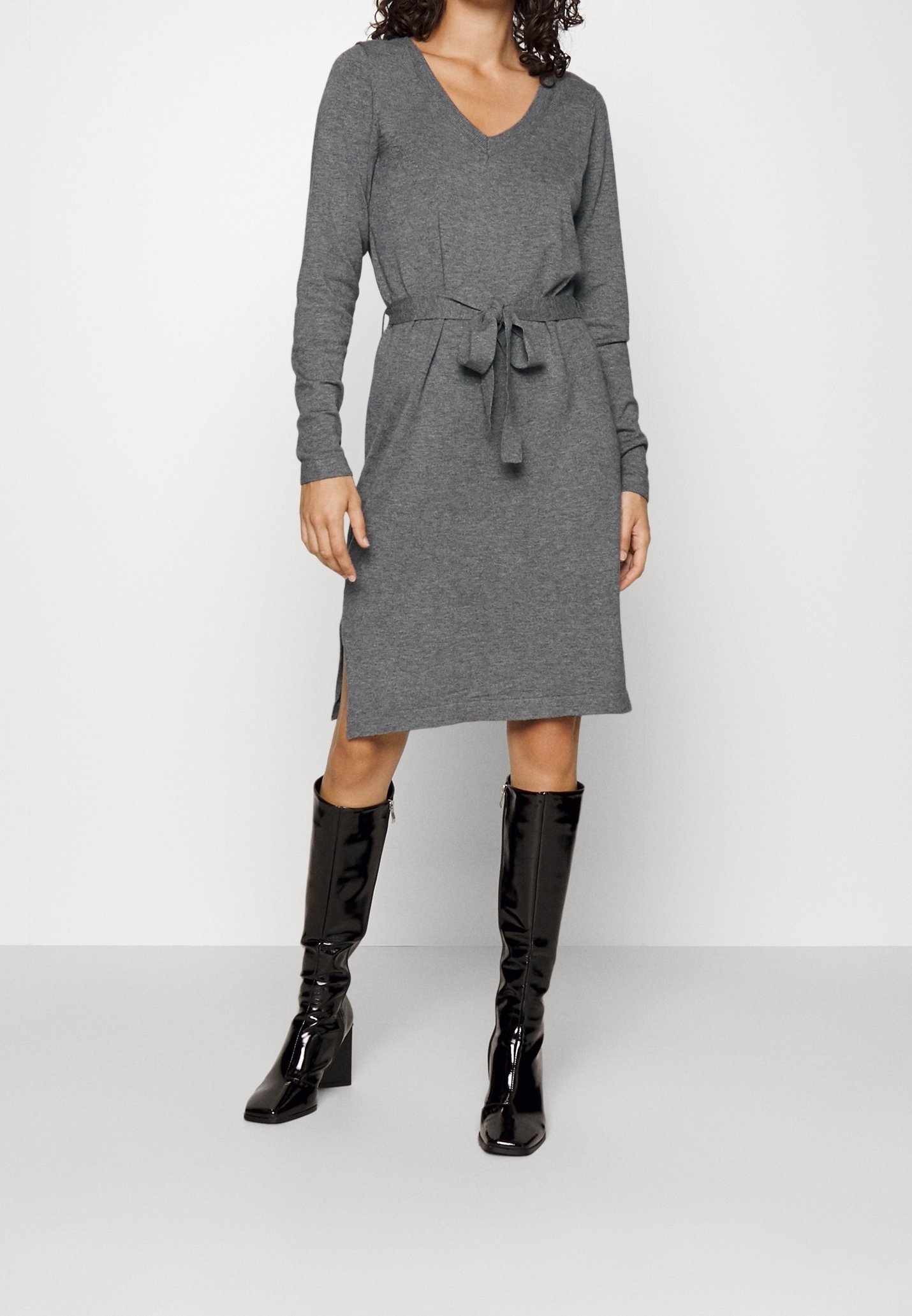 VILA Knitted dress 'VIRil' in Emerald | ABOUT YOU