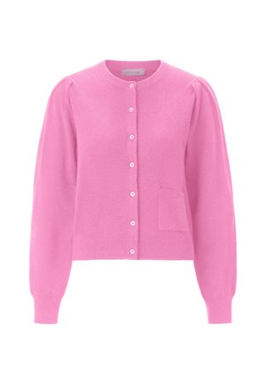 Cardigan en tricot rose avec manches longues, col rond, cinq boutons et une poche plaquée à l'avant. Texture douce et design ajusté.