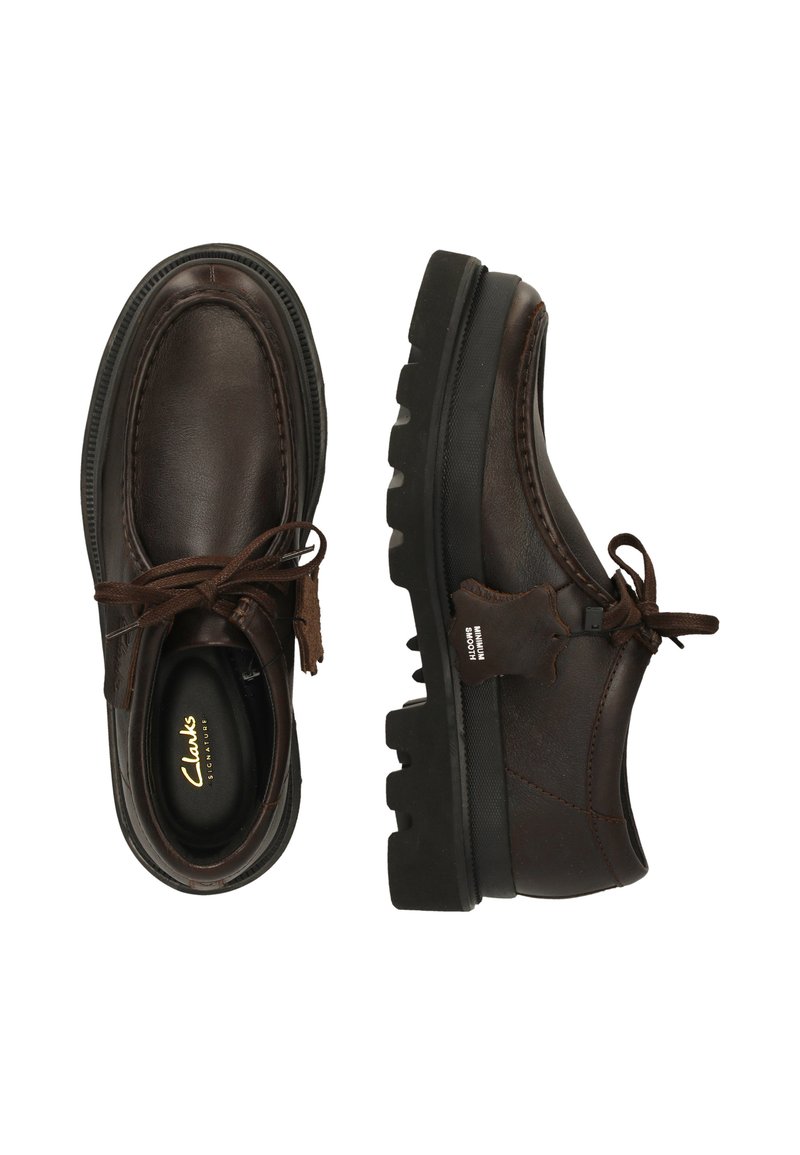 Chaussures Clarks Garçon Marron Cuir - Taille UK 3, Style Casual Trainer, Neuves En Boîte