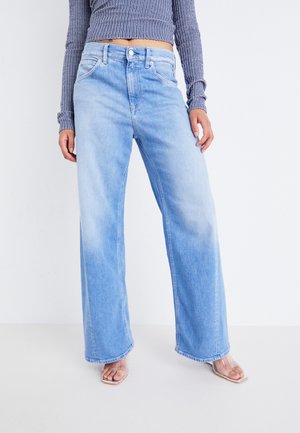 Wide leg - light blue