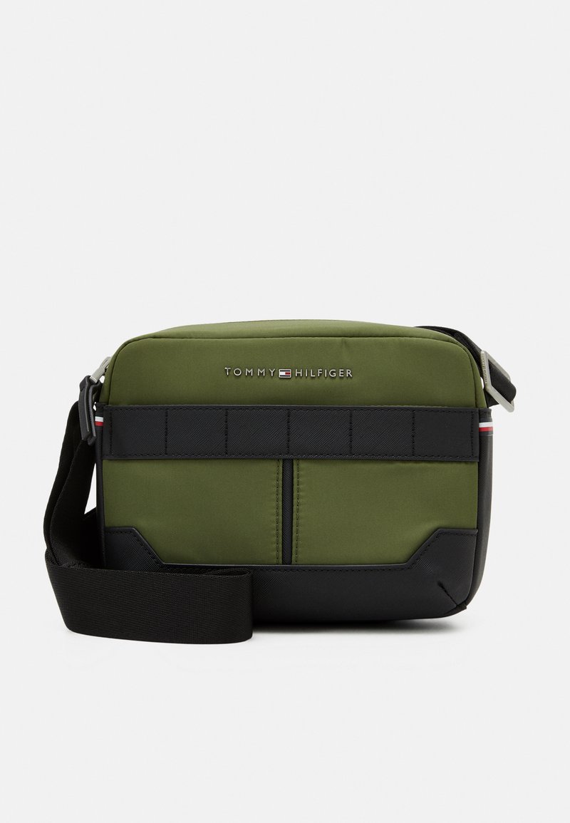 Tommy Hilfiger ELEVATED CAMERA BAG UNISEX Bandolera mentor green