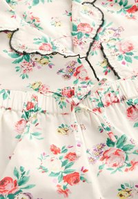 Cath Kidston SET - Pyžamová súprava - ecru icon bunches