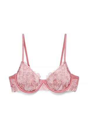 Różowy biustonosz z fiszbinami wykonany z koronki z kwiatowym haftem i regulowanymi ramiączkami na białym tle.