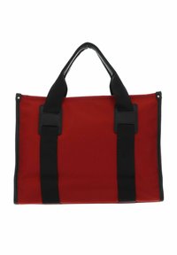 Borsa in tessuto rosso con dettagli neri, due manici superiori, forma rettangolare, materiale testurizzato e dettagli in metallo a scatto sui lati.