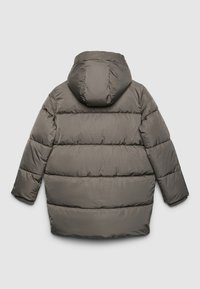 Puffer jacket in muted gray, featuring a hood, stitched compartments, and ribbed cuffs. Smooth, slightly shiny texture.