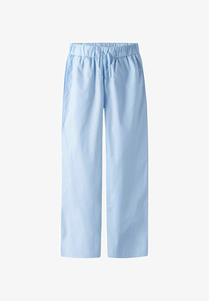 Pantalons larges bleu clair, avec taille élastique et cordon de serrage. Fabriqués en tissu doux, avec poches latérales et un design épuré et simple.