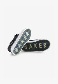 Non sélectionné, navy