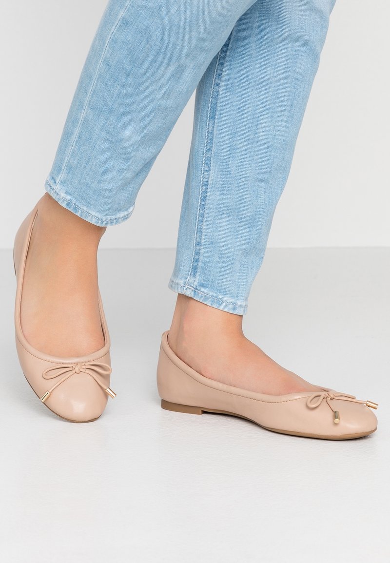 ALDO Wide Fit Ballerinaskor - nude