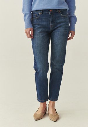 ARTICLE NAME TARO  - Karcsúsított farmerek - denim