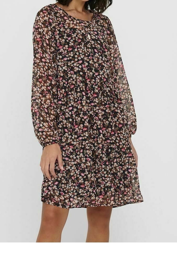Robe noire à motifs floraux, en tissu léger et transparent avec des fleurs colorées, manches longues et coupe décontractée.