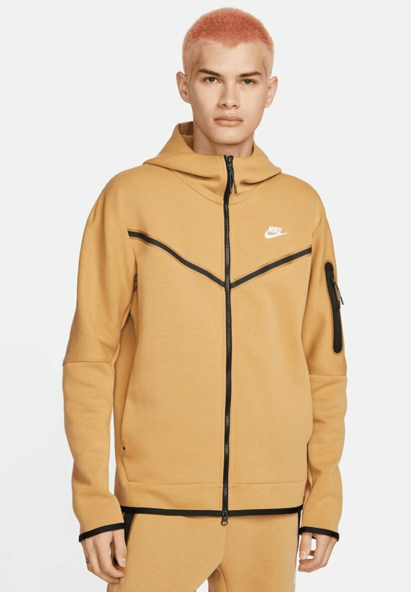 Nike Sportswear TECH - Sweatjacke - yellow